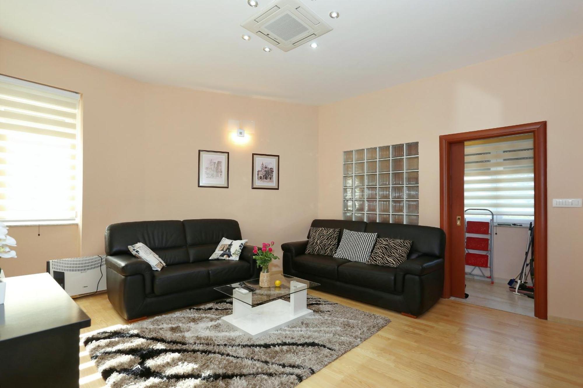 Apartment Ksenija ซาดาร์ ภายนอก รูปภาพ